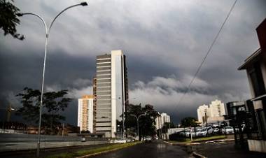 Alerta: 62 cidades de Mato Grosso do Sul estão sob risco de vendaval e alagamentos