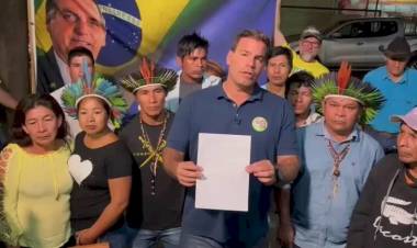 Indígenas declaram apoio a Contar que, em campanha pelo interior, pede votos para ele e para Bolsonaro