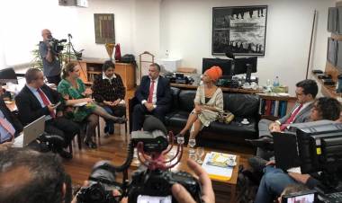 FENAJ e entidades discutem violência contra jornalistas com governo federal