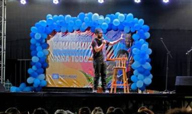 Bráulio Bessa palestra em evento de acolhimento aos servidores para o início do ano letivo na REME 2023 promovido pela SEMEC