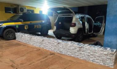 Dois motoristas são presos com 6 mil maços de cigarros contrabandeados