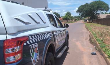 Homem é preso por furtar frascos de desodorante de uma farmácia