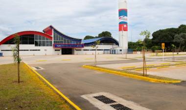 Estacionamento da Feira Central será inaugurado amanhã (17) e praça de alimentação passa a abrir às sextas-feiras