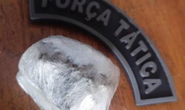 Polícia Militar durante abordagem prende autor de Tráfico em Três Lagoas