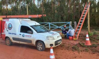TEM COISA BOA CHEGANDO: Gigabyte leva fibra óptica para o Bairro Maresias a 40 km da cidade de Três Lagoas