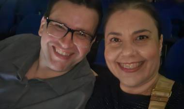 Pré-Candidato a Prefeito de Três Lagoas Dr. Ruy Costa Neto prestigia dança contemporânea