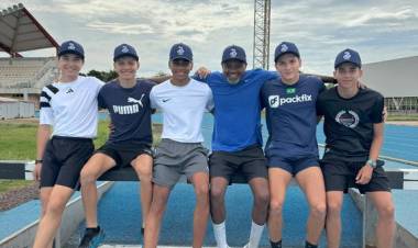 Zequinha Barbosa ministra camping para jovens atletas em Cascavel