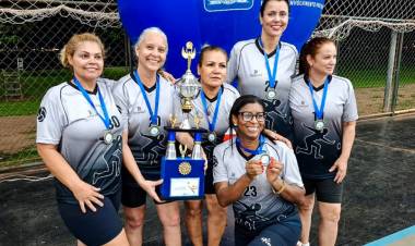 Três Lagoas conquista três títulos no Torneio da Melhor Idade de Vôlei Adaptado
