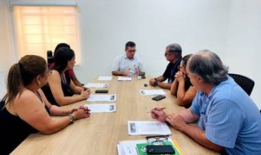 Prefeito Cassiano Maia recebe conselheiros tutelares para discutir melhorias