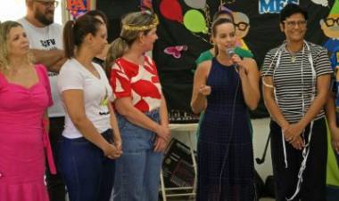 Vice-prefeita e Primeira-dama celebram Carnaval com Idosos no Serviço “Tia Nega”