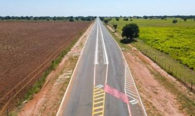 Prefeitura de Três Lagoas finaliza sinalização da Avenida do Balneário
