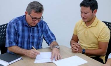 Prefeitura de Três Lagoas assina projeto em parceria com a AEMS, para cuidados psicológicos para idosos