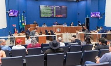 Vereadores aprovam Parlamento Jovem e protocolo contra discriminação racial