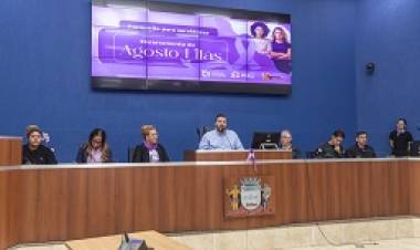 Câmara encerra Agosto Lilás com palestra e reflexões sobre proteção e saúde da mulher