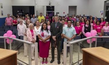 Câmara abre Outubro Rosa com palestra sobre prevenção ao câncer de mama