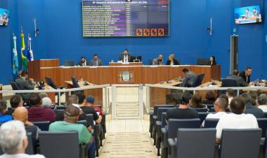 CÂMARA APROVA PACOTE DE BENEFÍCIOS A SERVIDORES MUNICIPAIS