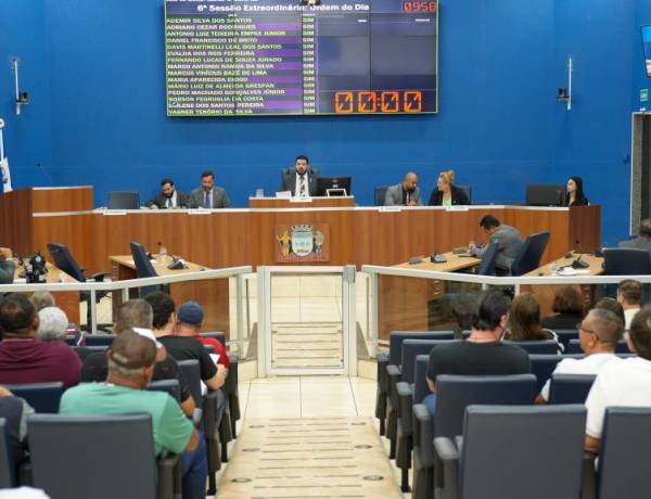 CÂMARA APROVA PACOTE DE BENEFÍCIOS A SERVIDORES MUNICIPAIS