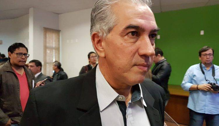 Reinaldo diz que governo está no teto de gastos e enterra chance de reajuste