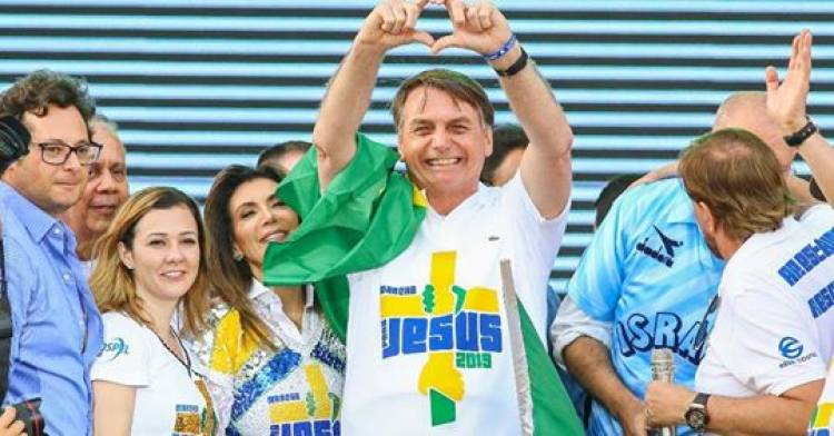 Bolsonaro agradece apoio de evangélicos em Marcha para Jesus ... 