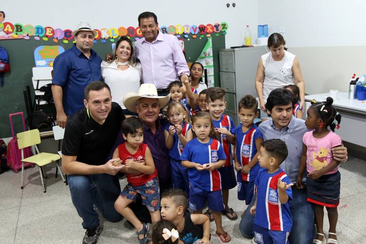 Vereador SGT Rodrigues e o Vice Prefeito Paulo Salomão sempre apoiando o Prefeito Angelo Guerreiro nas reinaugurações de obras