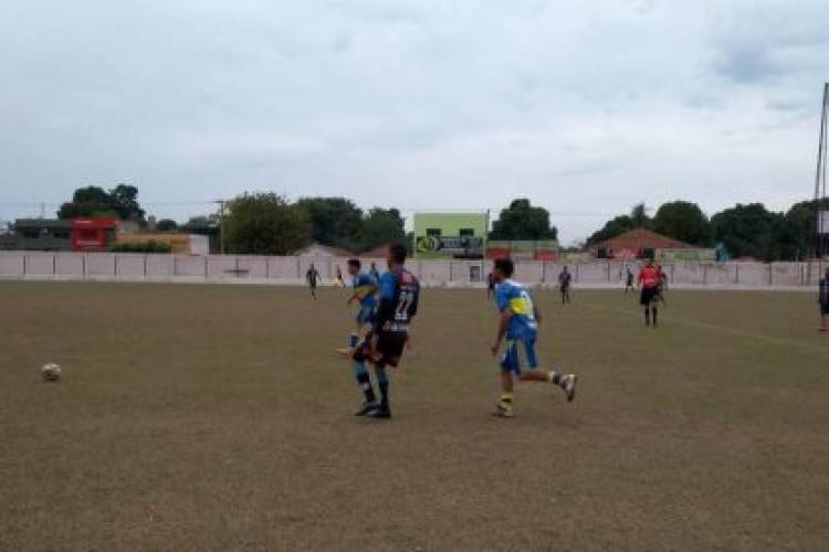 Campeonatos de Futebol Amador acontecem aos domingos em Três Lagoas