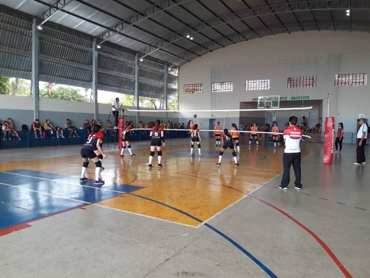 Final do Campeonato Municipal de Voleibol acontece hoje (10), no Ginásio “Cacilda Acre Rocha”
