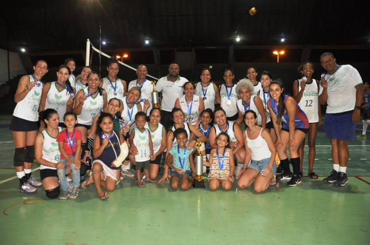 Dose Dupla: Biocito é a campeã 2019 do Campeonato Municipal de Voleibol masculino e feminino