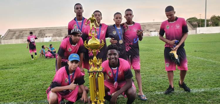SEJUVEL finaliza e premia campeões do Campeonato Municipal de Futebol de Base 2019