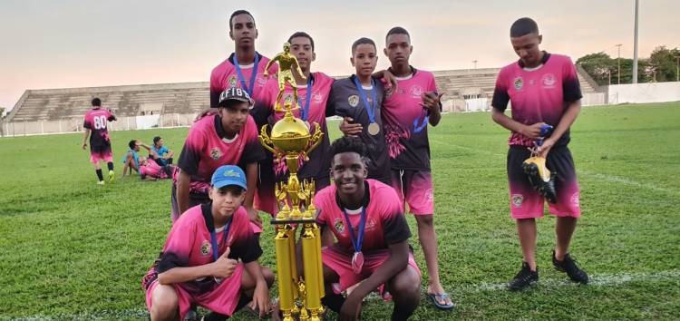 SEJUVEL finaliza e premia campeões do Campeonato Municipal de Futebol de Base 2019
