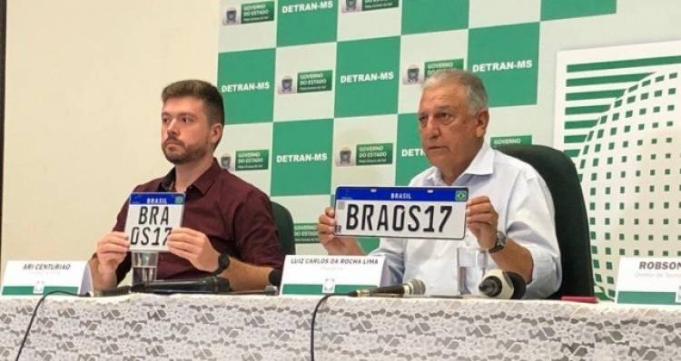 Detran suspende emplacamento para implantar Placa Mercosul em fevereiro