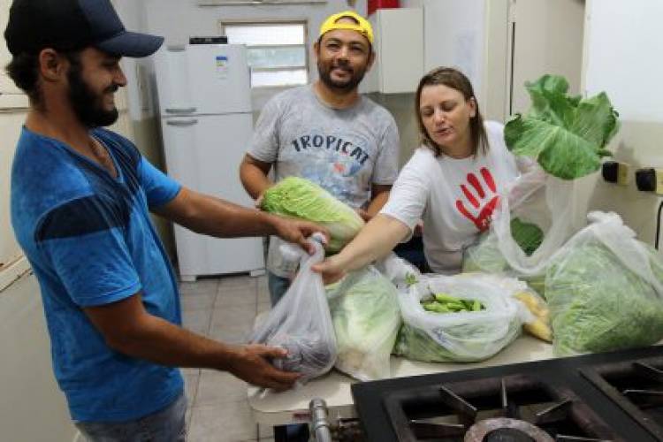 Prefeitura prevê investir aproximadamente R$ 3 mi na merenda escolar por meio da agricultura familiar da região