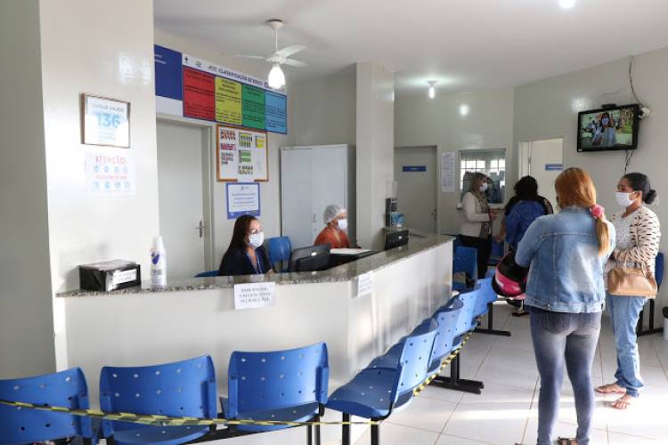 Unidades de Saúde ampliam horários dos atendimentos espontâneos e agendamentos continuam para vacinas e coletas de exames