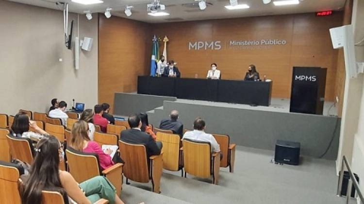 Campo Grande: em reunião no MPE, prefeitura e representantes de escolas particulares decidem adiar data para possível retorno das aulas
