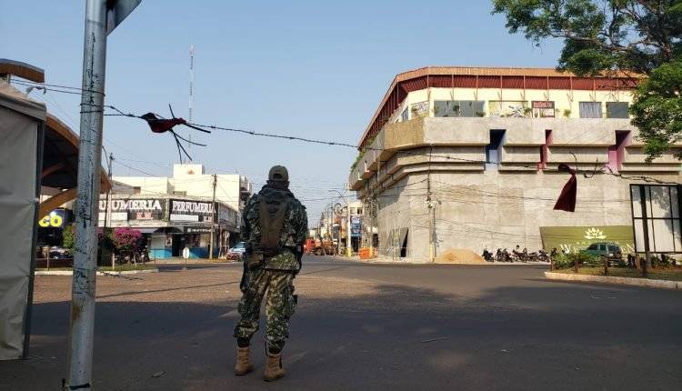 Presidente do Paraguai diz que conversou com Bolsonaro e fronteira será reaberta até dia 15