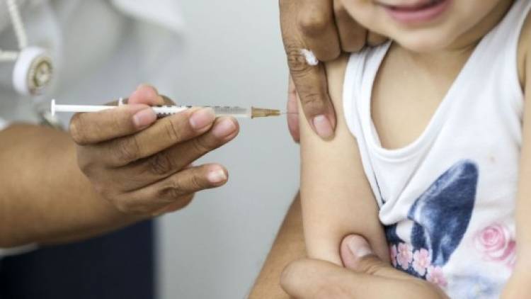 Começam hoje campanhas de vacinação contra pólio e de multivacinação