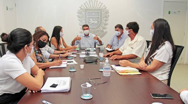 Presidente da FETEMS, Professor Jaime Teixeira participa de live onde Governo define Protocolo para volta às aulas e REE terá ensino híbrido em 2021