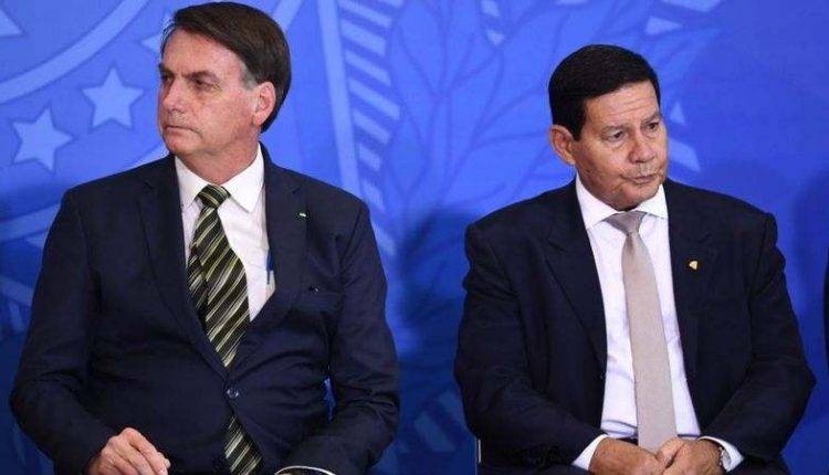 Parecer livra chapa Bolsonaro-Mourão de cassação no TSE