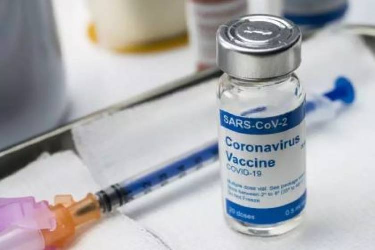 Alteração do Ministério da Saúde exclui idosos acima de 75 anos da Fase 1 e reduz número de vacinas para TL