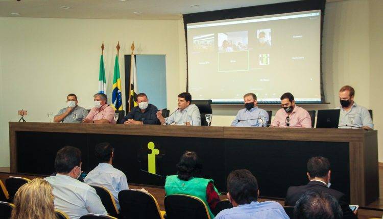 Prefeitos de MS decidem que volta às aulas será on-line antes do retorno de forma presencial