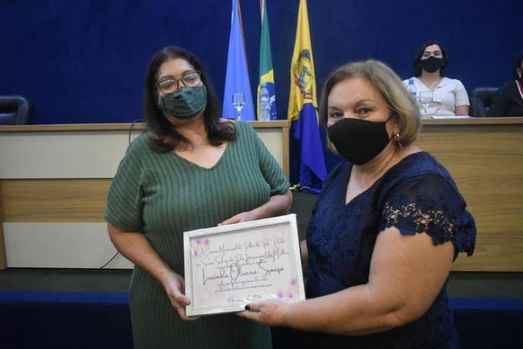 Vereadores de Ribas do Rio Pardo realizam mega Sessão solene de homenagem ás mulheres  presidida pela Vereadora Tânia Ferreira (SL)