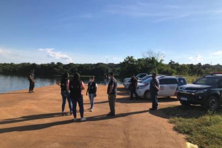 DE OLHO NO CORONAVÍRUS – Notificações de estabelecimentos e dispersão de aglomerações nos bairros marcam fim de semana em Três Lagoas