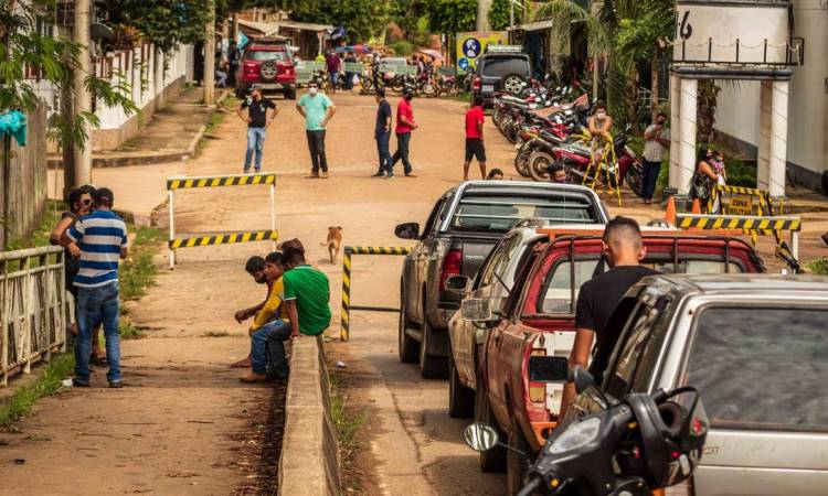 Chile e Bolívia fecham fronteiras e deixam Brasil ainda mais isolado