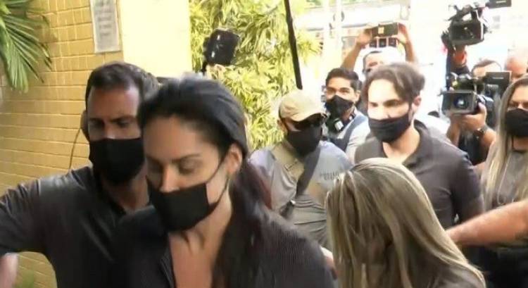 Polícia do RJ prende vereador e mãe pela morte do menino Henry Borel