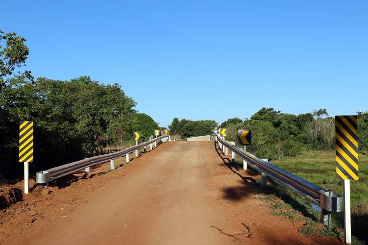 Ponte do Córrego Lagoa Amarela está 100% concluída