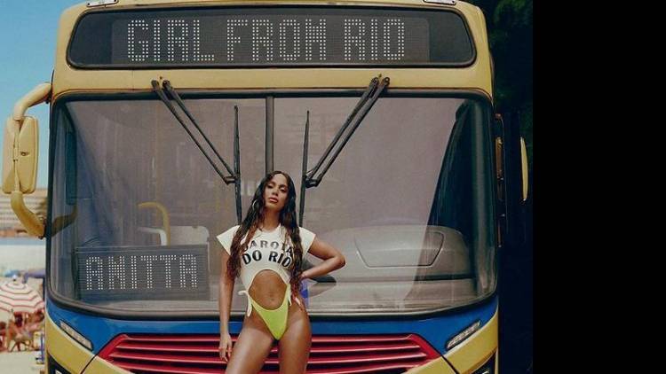 Anitta declara que operação no Jacarezinho aconteceu de forma brutal e ilegalmente