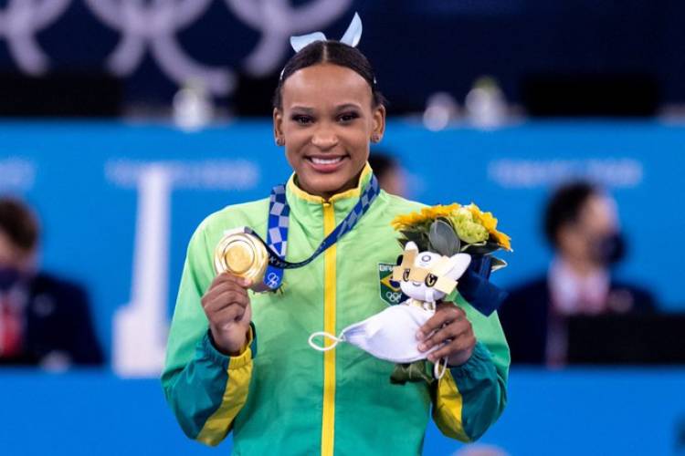 Tóquio: Rebeca Andrade será porta-bandeira do Brasil no encerramento