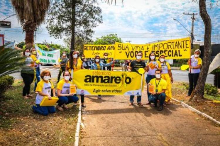 SETEMBRO AMARELO – Panfletagem e faixas de atenção tomam conta da área central em alusão ao Dia D de prevenção ao suicídio