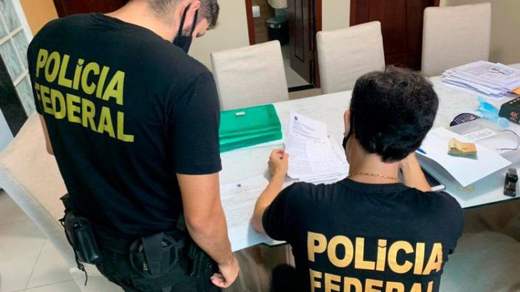 PF deflagra operação contra organização que movimentou R$ 2 bilhões em armas e cocaína