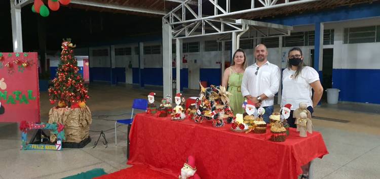 Auto de Natal’ aviva o espírito natalino na Escola Municipal Parque São Carlos
