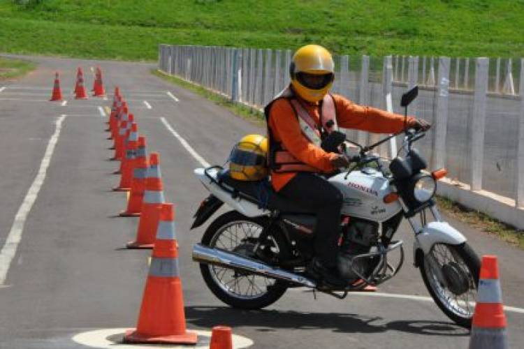 Prefeitura de Três Lagoas abre pré-cadastro para mototaxista, saiba como participar